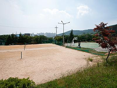 부춘산 체육공원 배드민턴장 썸네일 이미지